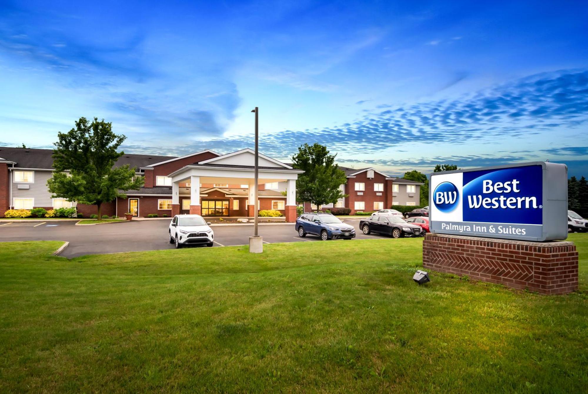 Best Western Palmyra Inn & Suites Екстериор снимка